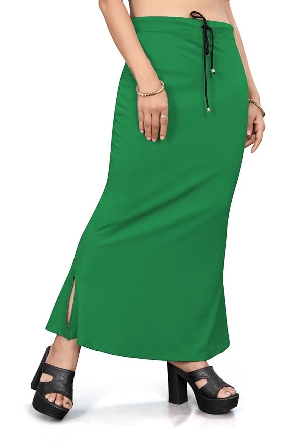 dark-green-saree-shapewear