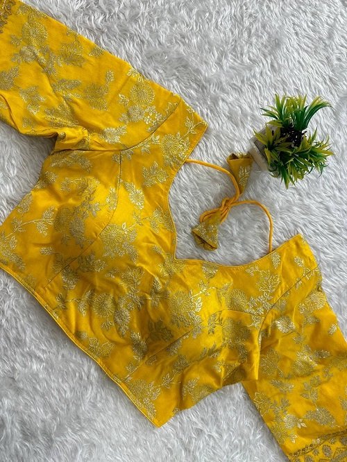 ["1726808554_front_dola-silk-yellow","1726808554_dola-silk-yellow","1726808554_dola-silk-yellow-2","1726808554_dola-silk-yellow-3"]